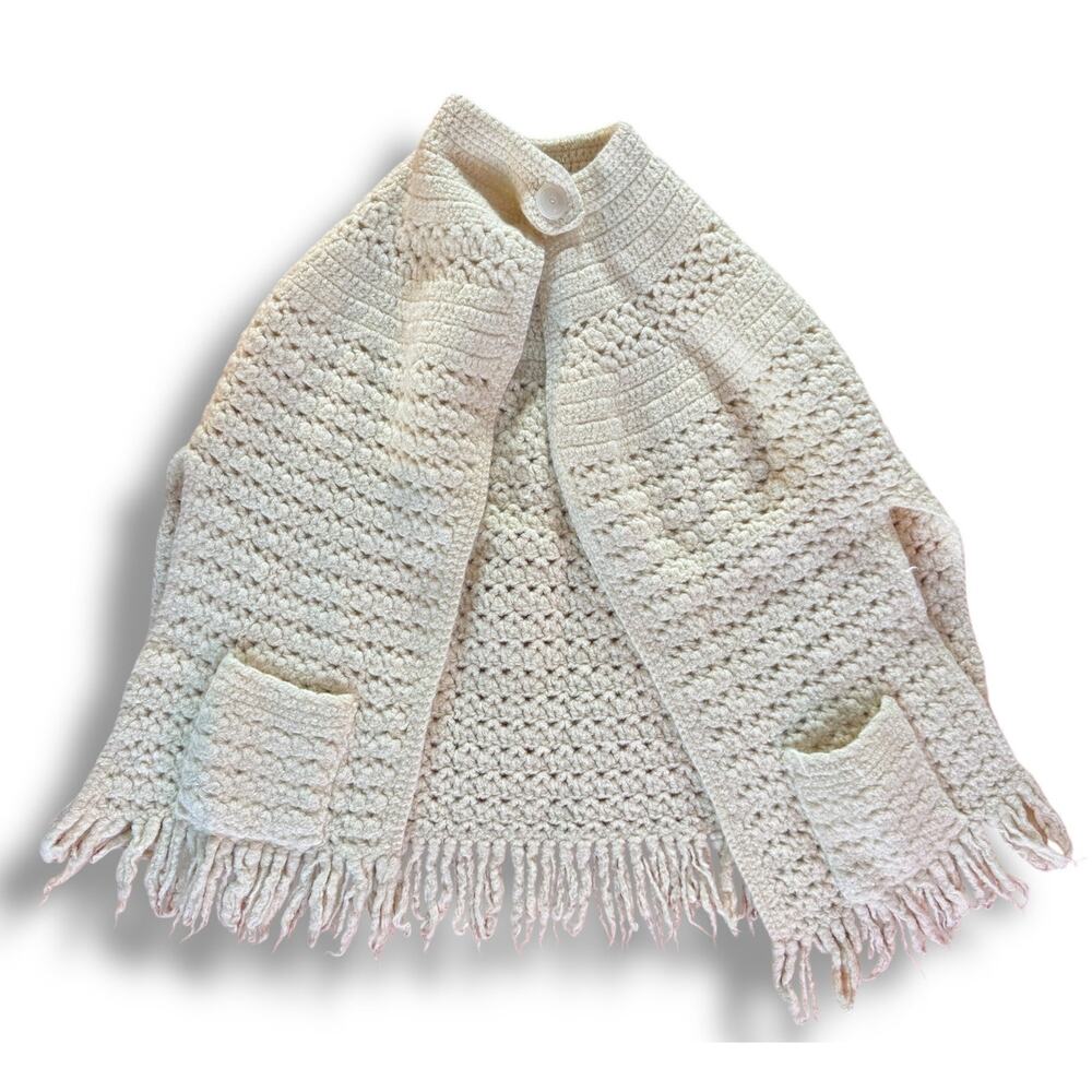 Vintage Handmade Wool Shawl White Pockets Fringe Poncho